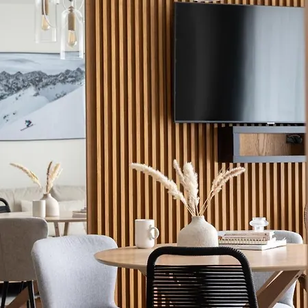Luna Z Dwiema Sypialniami Apartzakop Apartamento