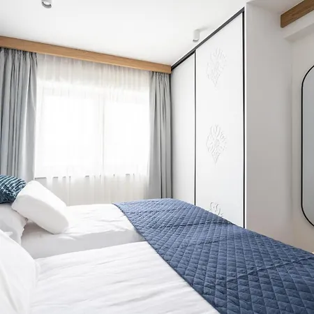 Luna Z Dwiema Sypialniami Apartzakop דירה זקופאנה