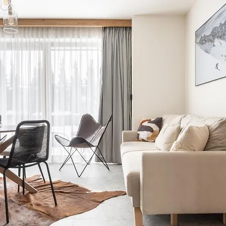 Luna Z Dwiema Sypialniami Apartzakop アパート ザコパネ